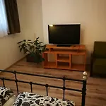 Hangulatos Studio Lakas